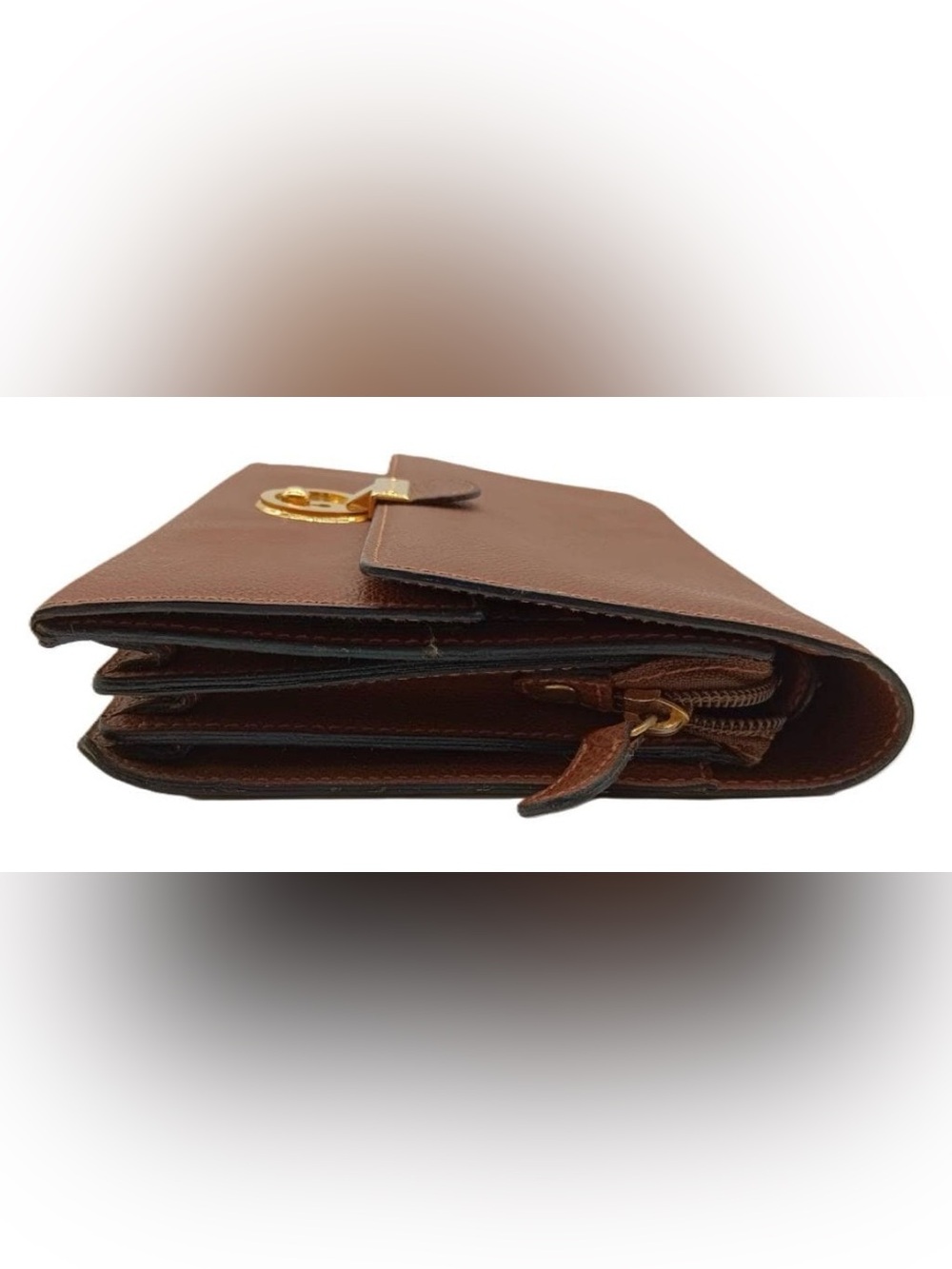SALVATORE FERRAGAMO ICONIC GANCINI VINTAGE LEATHER CLUTCH BAG - Picture 8 of 12
